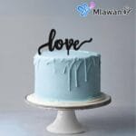 Heart and couples cake decoration