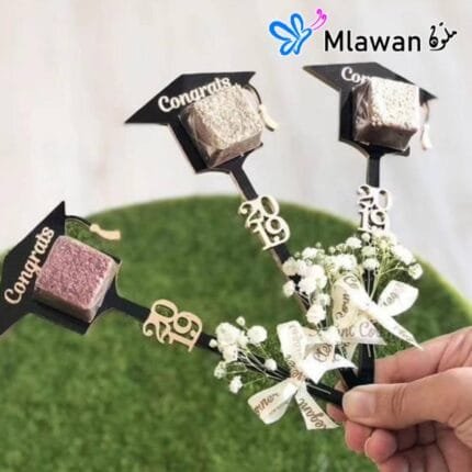 Chocolate graduation gifts with cap shape